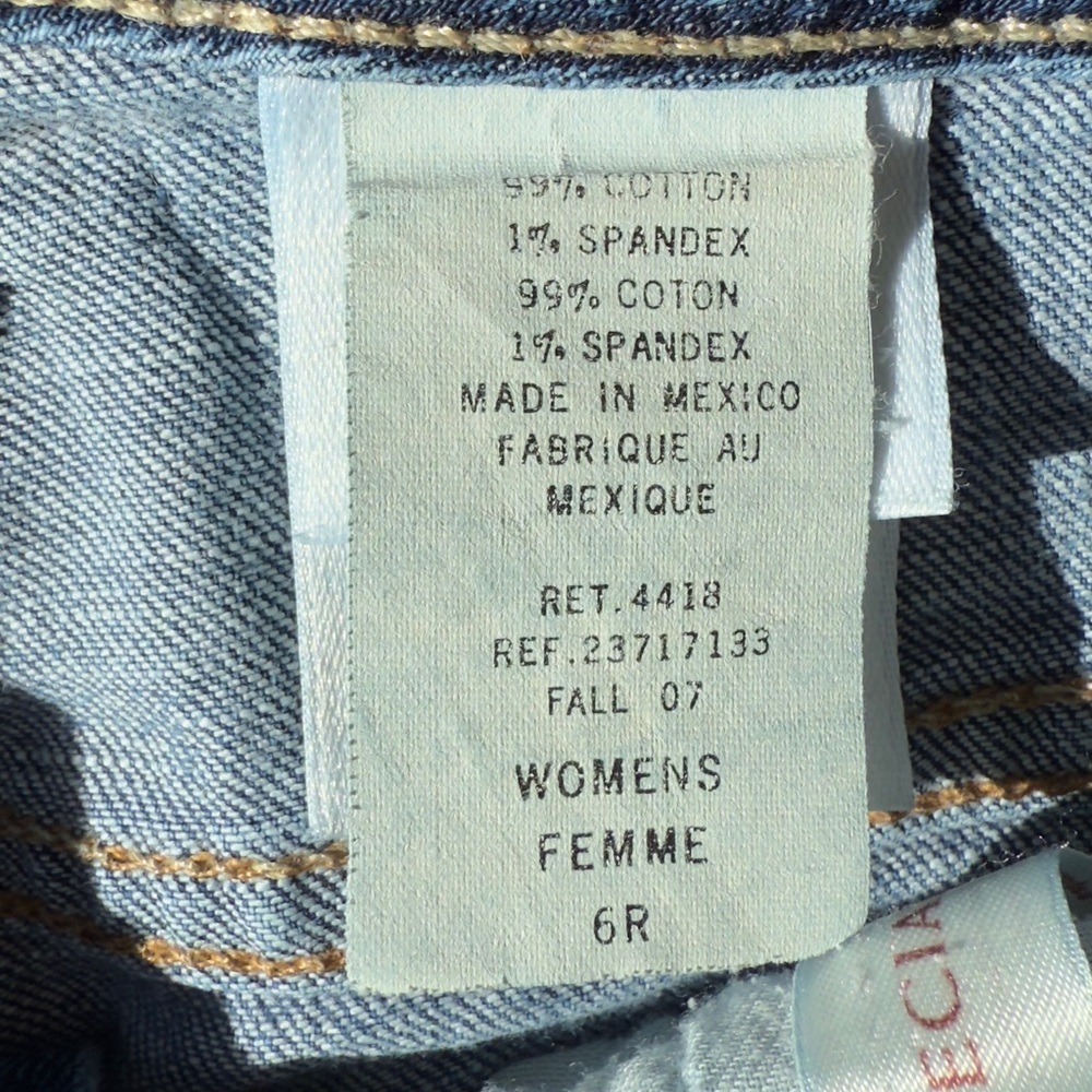 Eddie Bauer Flare Blue Jeans - Picture 5 of 6